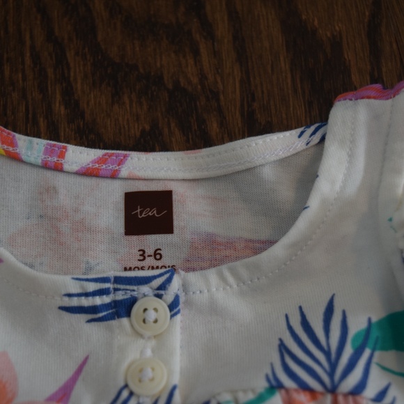NWT Tea Infant Bubble Onesie - Picture 2 of 3